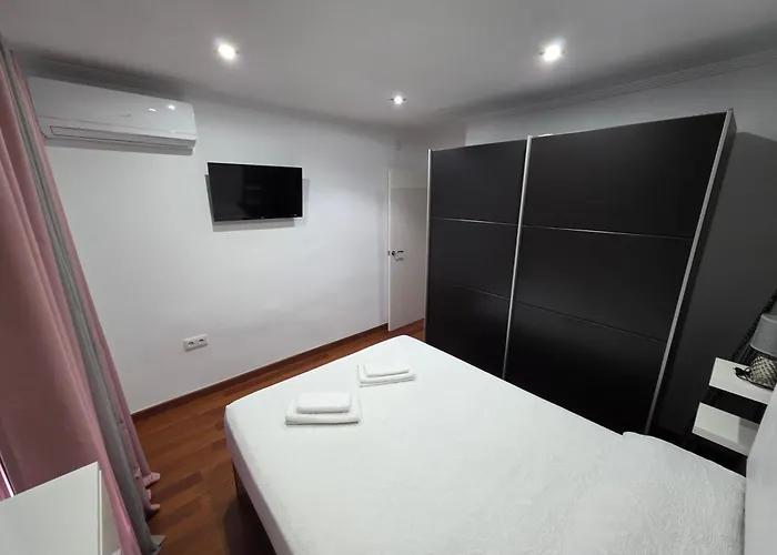 Magnifico Cerca De Mezquita Catedral * Cordoba