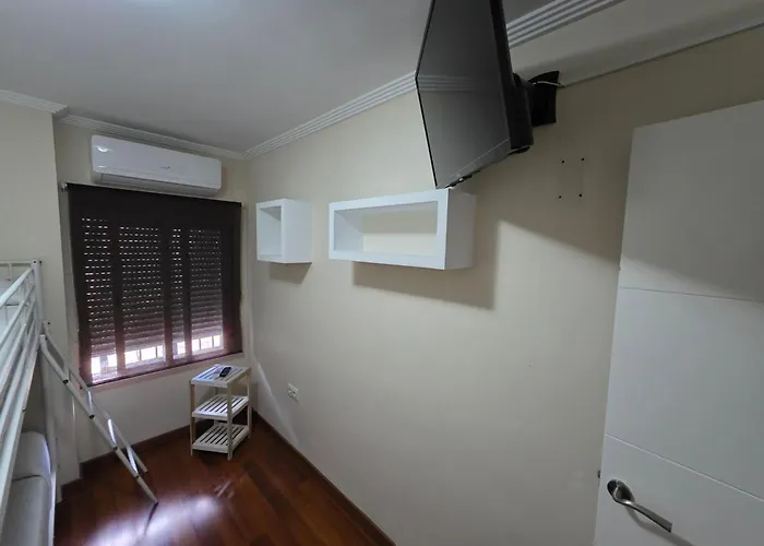 Magnifico Cerca De Mezquita Catedral קורדובה