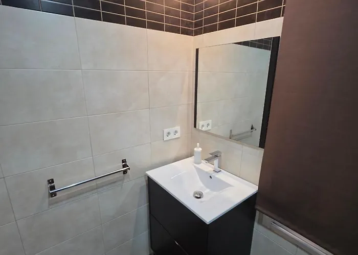 Magnifico Cerca De Mezquita Catedral * קורדובה